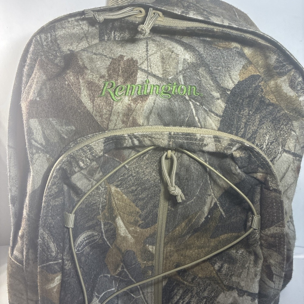 Remington GCB130WRE-RTH Camo Hunting Daypack Backpack Adjustable Straps - Picture 2 of 8